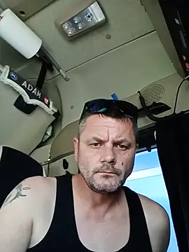 adas- – Naživo XXX chat