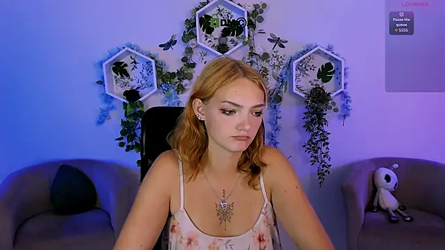 melody_sky_ Adlı Modelin Canlı XXX Sohbeti