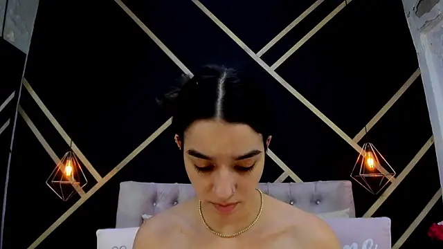 CelesteCox Adlı Modelin Canlı XXX Sohbeti