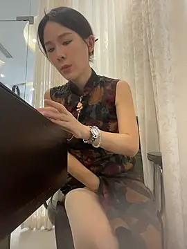 Zoe-520's Live XXX Chat