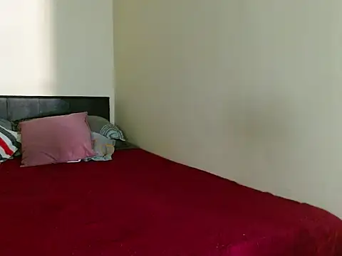 maxstrongboy Adlı Modelin Canlı XXX Sohbeti