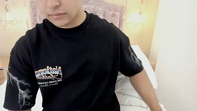 Chatroom XXX en direct de Charlie___Musk