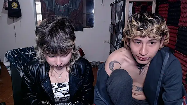 Cute_Chrixxx Adlı Modelin Canlı XXX Sohbeti