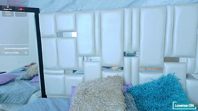 Chat +18 de Sofiaa_Rivera ao vivo