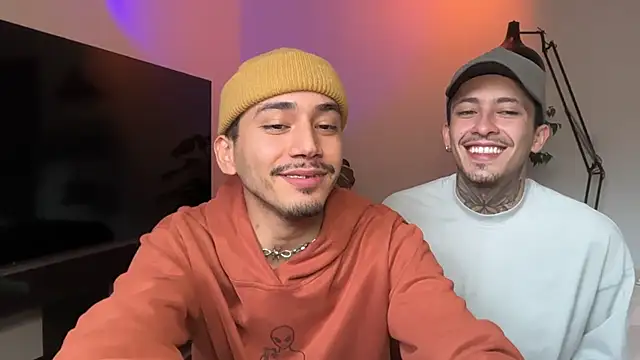 Chat +18 de Noah_and_Steven ao vivo