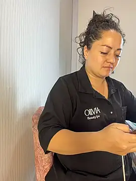 Chat +18 de Nails_Lucia ao vivo
