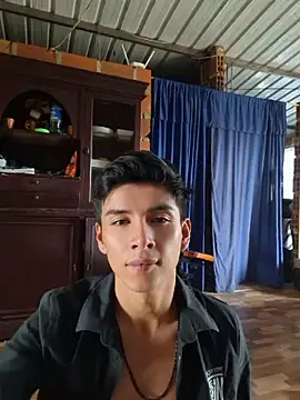Vincent_Kane Adlı Modelin Canlı XXX Sohbeti