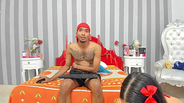 CaroyAndy Live XXX Chat
