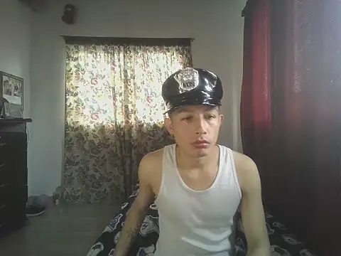 Sembang XXX Secara Langsung Alexander_Fetish1