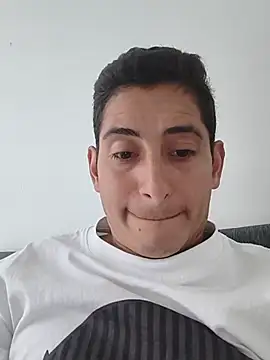 Tiger_cryad Chat XXX in diretta
