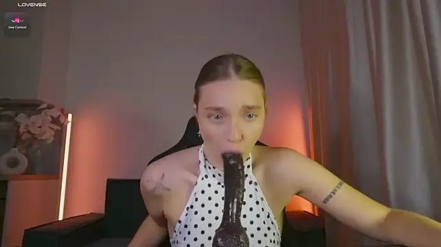 violla_sinzzのライブXXXチャット