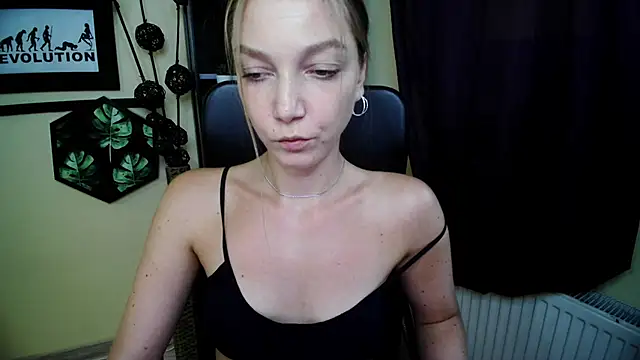 Chat +18 de EmillyPlay ao vivo