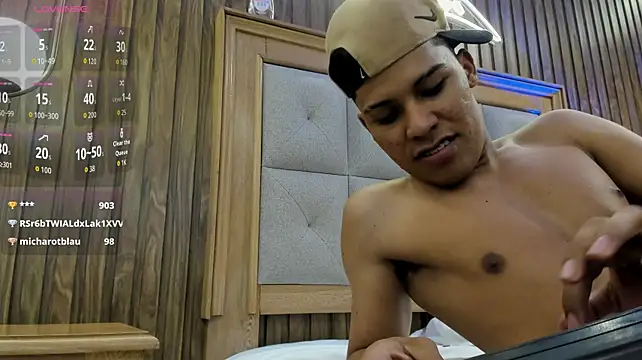 แชท XXX สดของ Colby_driscoll
