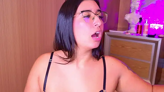 danna_dusky Adlı Modelin Canlı XXX Sohbeti