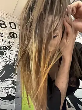 XXX chat uživo modela IAmNobodyXXX