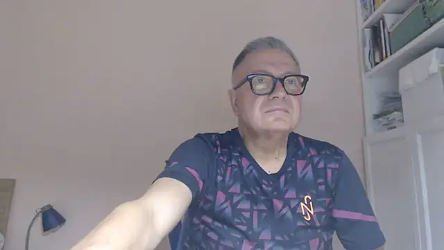 YOU6me live XXX chat