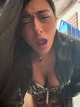 Chatroom XXX en direct de IsabellaMariet