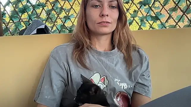 Chat +18 de karo123421 ao vivo