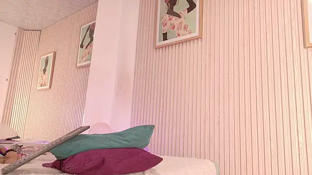 MiaJanss' Live XXX Chat