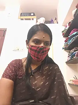 Tamil_Yalini12's Live XXX Chat