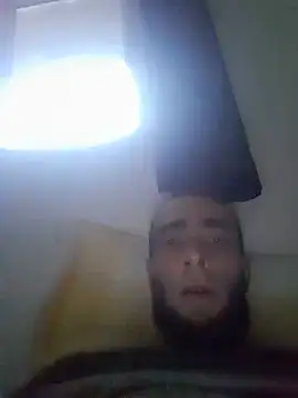 Chatroom XXX en direct de JonathanShadow