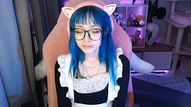 SaxonDibs Live XXX Chat