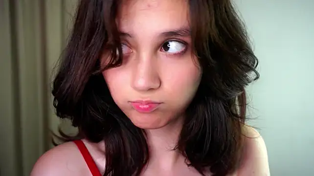 Chat +18 de KiaConfrey ao vivo