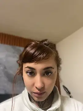 Chat +18 de SofiaBermudez ao vivo