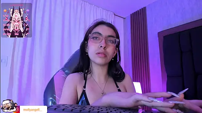 Chatroom XXX en direct de Molly_A