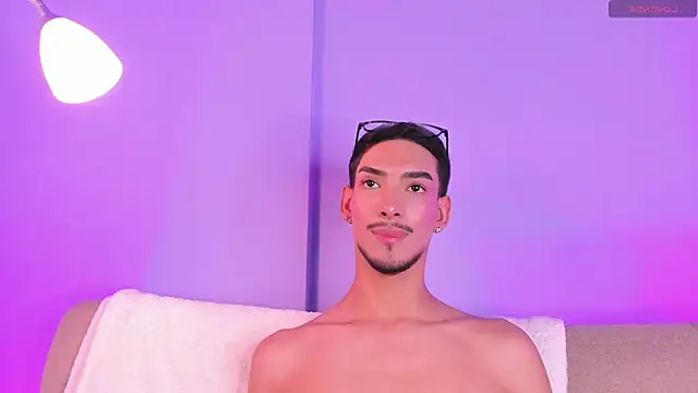 ApoloXanthos – Naživo XXX chat