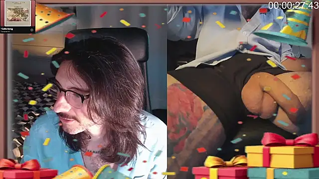 Chuck-FR Chat XXX live