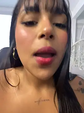 Chatroom XXX en direct de Mariangel_11