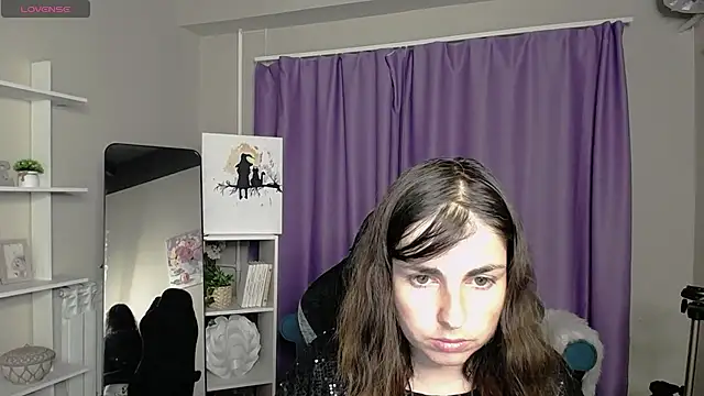 MartaEdams Adlı Modelin Canlı XXX Sohbeti