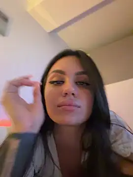 JustLora Adlı Modelin Canlı XXX Sohbeti