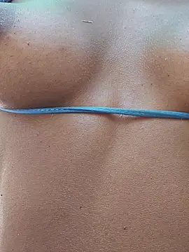 Lucia_Milano Adlı Modelin Canlı XXX Sohbeti
