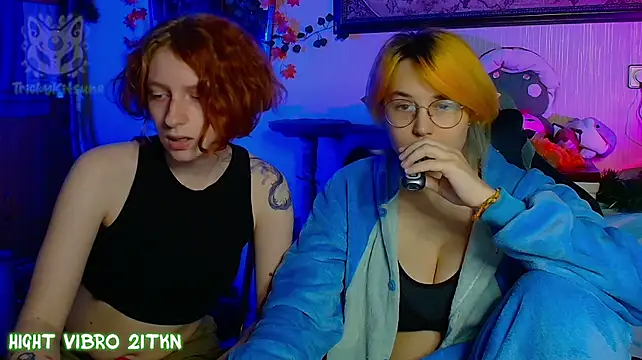 Chat +18 de TrickyKitsune ao vivo