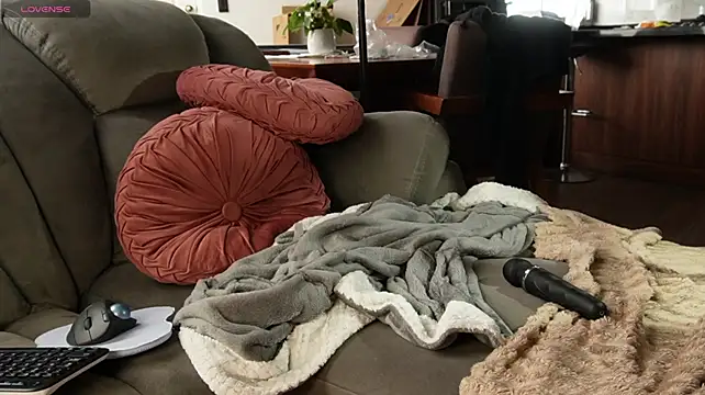 ShinyDay_'s Live XXX Chat