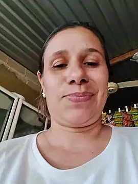 MIA-LARIOS লাইভ XXX চ্যাট