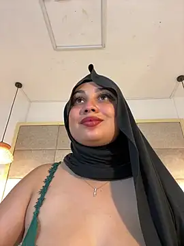 _anjum_ Adlı Modelin Canlı XXX Sohbeti