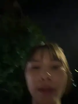 Fire-18's Live XXX Chat
