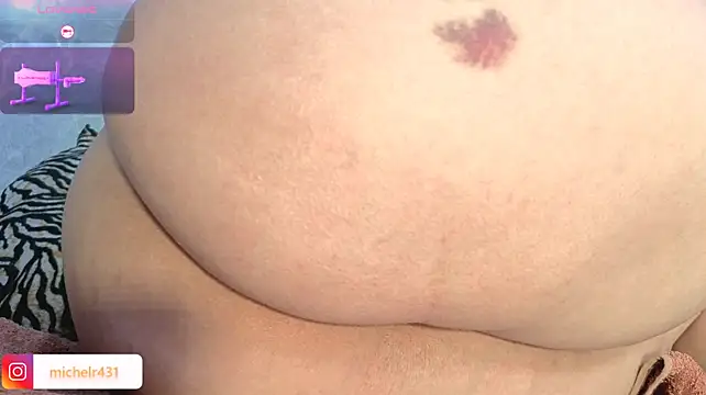 Chat +18 de Mia__reys ao vivo