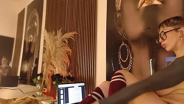 Sam_mansson66 Adlı Modelin Canlı XXX Sohbeti