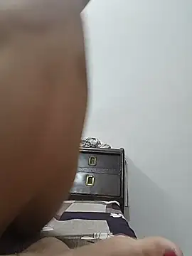 Saanvilusty Adlı Modelin Canlı XXX Sohbeti