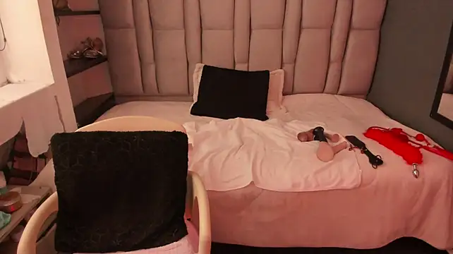Chat +18 de Barbara_fox__ ao vivo