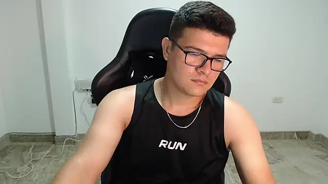 Plug_Control 라이브 XXX 채팅