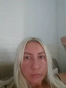 Živý XXX chat visnjica