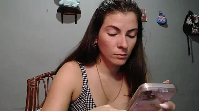 Chat +18 de MARIELSINS_1111 ao vivo