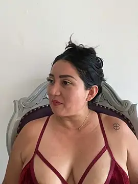 juliana_diaz Chat XXX live