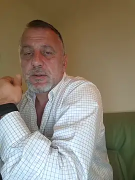 Dominator4y – Naživo XXX chat