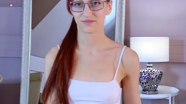 LeyaAtwood XXX чат на живо